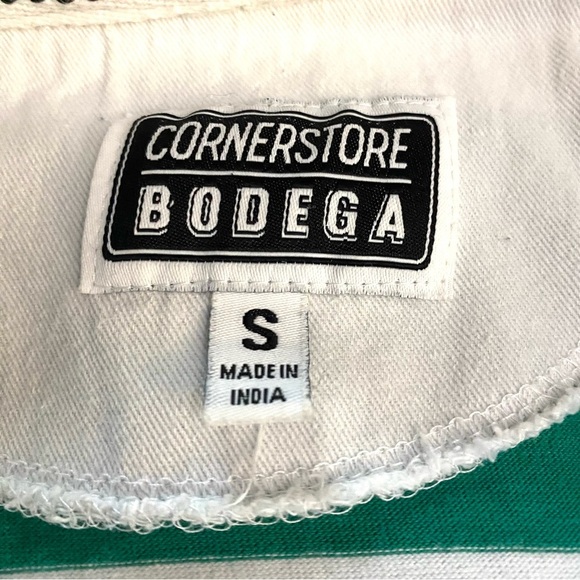 Cornerstore Bodega ‘Say Less’ Smiley Face Men’s Long Sleeve Green Striped Polo - Picture 6 of 12
